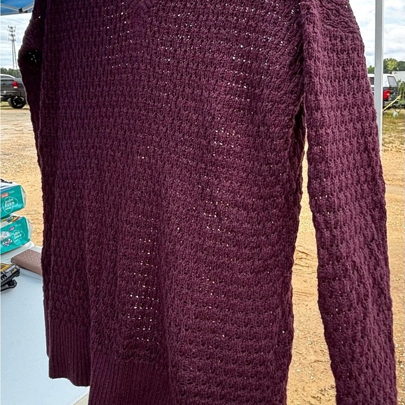 Women's V-Neck Knit Sweater - Purple - Picture 2 of 6